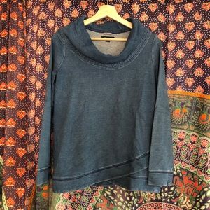 Tommy Chambray Pullover